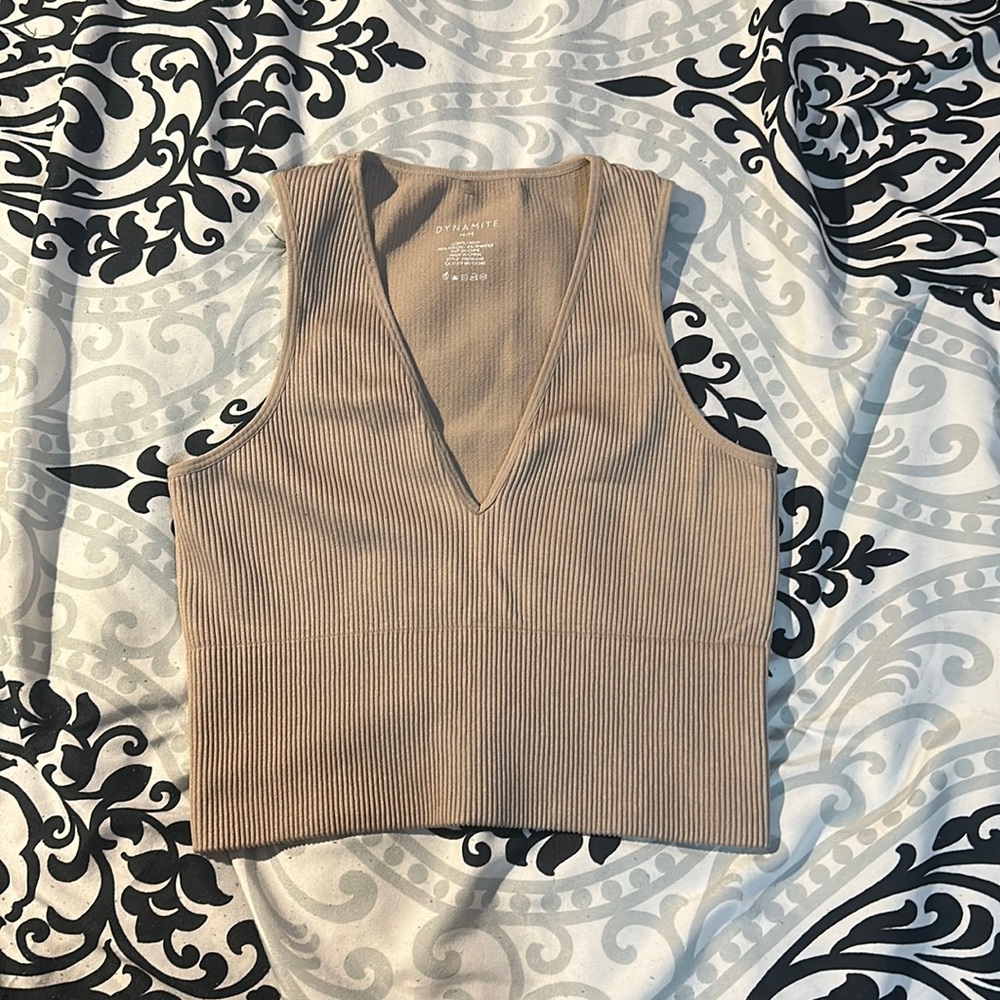 🌷2/22🌷Dynamite Ribbed Plunge Tank Top